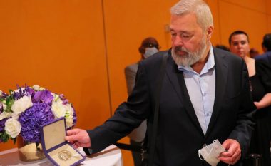 Gazetari rus shet medaljen e Çmimit Nobel – paratë do të shkojnë për refugjatët ukrainas
