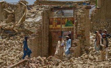 Shumë fëmijë dyshohet se kanë vdekur nga tërmeti në Afganistan