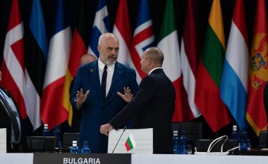 Samiti i NATO-s, Rama takon presidentin bullgar: Mbase sot lajmi i mirë