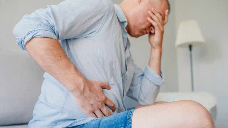 Efektet anësore të pazakonta të statinave – dhimbje në nofullën dhe gjoksin deri në lodhje ekstreme