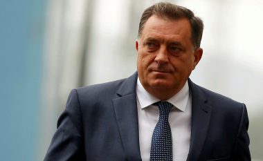 Udhëheqësi serb i Bosnjës thotë se “plani i shkëputjes është shtyrë për shkak të luftës në Ukrainë”