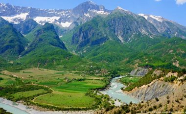 Lumi Vjosa, zemra blu e Ballkanit shpallet Park Kombëtar