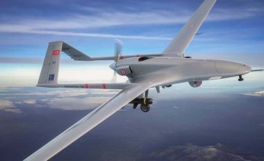 Ukrainasit mbledhin 20 milionë dollarë për të blerë tre dronë Bayraktar – kompania turke refuzon paratë, ua ofron falas