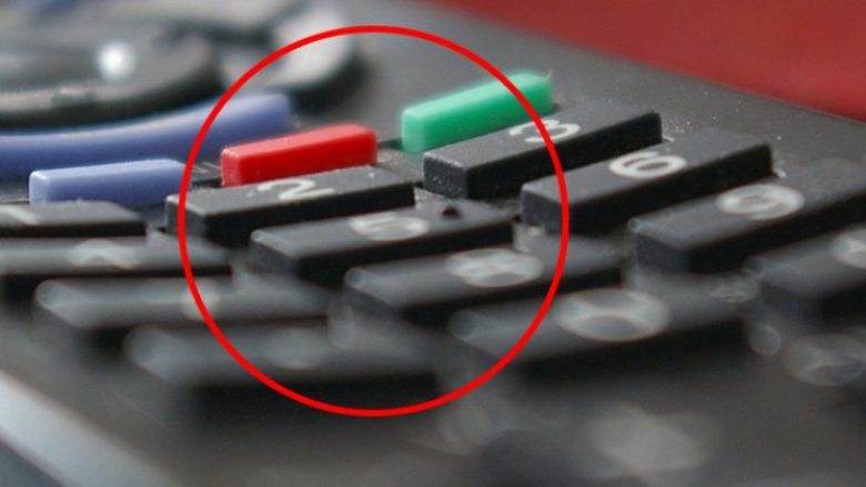 A e dini se për çfarë shërben një pikë në butonin numër 5 në telekomandë ose tastierë?