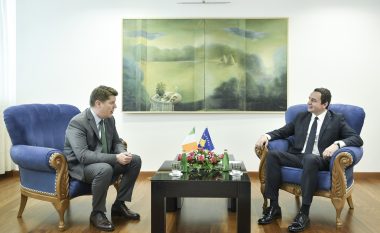 Irlanda drejton Presidencën e KiE-së, Kurti takon ambasadorin jorezident Gargan