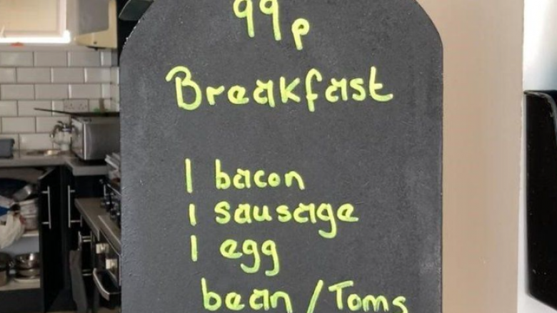 Gjesti emocionues, një lokal në Britani ofron mëngjesin për rreth 1.12 euro