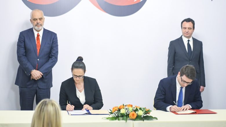 Hidhet hapi i parë drejt bashkimit doganor Kosovë – Shqipëri