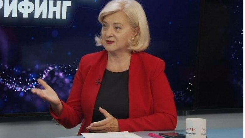 Mirakovska: PE i jep mbështetje të qartë vendit për integrim evropian, vijat e kuqe maqedonase përfshihen në dokumentin e miratuar