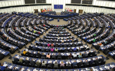 Parlamenti Evropian i kujdesshëm ndaj “Ballkanit të Hapur”, kujton Procesin e Berlinit
