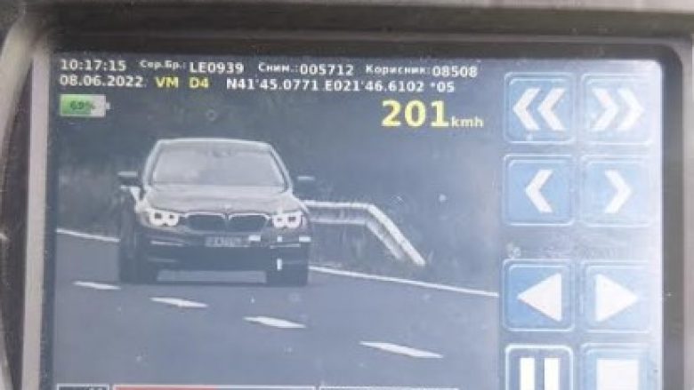 Kapet shoferi që voziste me 201 km/h në Maqedoni