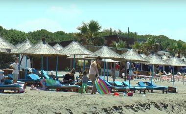 “I gjithë stafi që kisha vitin e kaluar, kanë ikur nga Shqipëria”, fillim i vështirë sezoni për disa resorte turistike