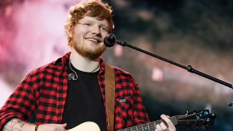 Ed Sheeran me rekord të ri muzikor, bëhet artisti më i dëgjuar në Mbretërinë e Bashkuar