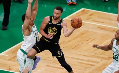 Warriors fitojnë ndaj Celtics, barazohet seria finale