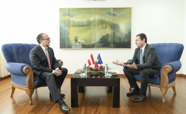 Kurti dhe shefi i diplomacisë austriake zotohen për rritje të bashkëpunimit