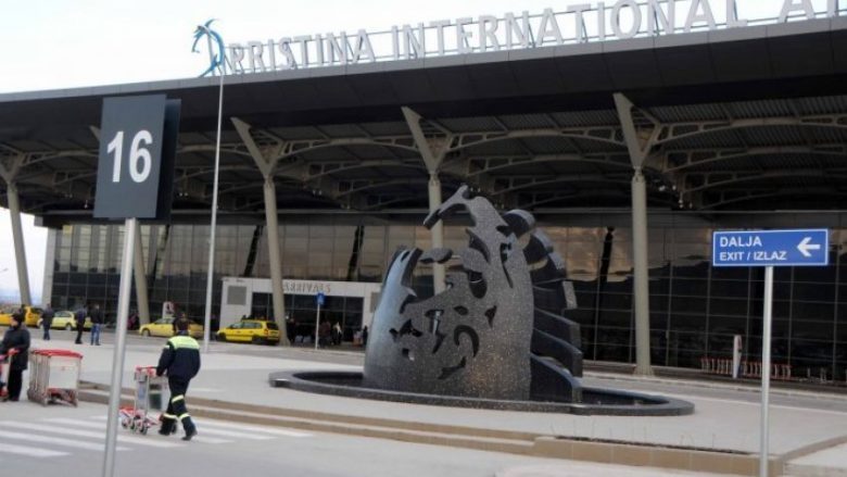Sulmohet zyrtari policor në aeroportin “Adem Jashari”, arrestohen dy të dyshuarit