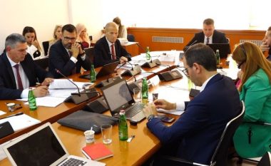Mbyllja e AKP-së në dorën e Kuvendit të Kosovës, Mikullovci flet për rifillimin valës së re të privatizimit