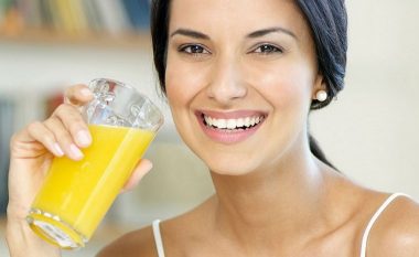 Gjashtë pije natyrale që lehtësojnë inflamacionin kronik