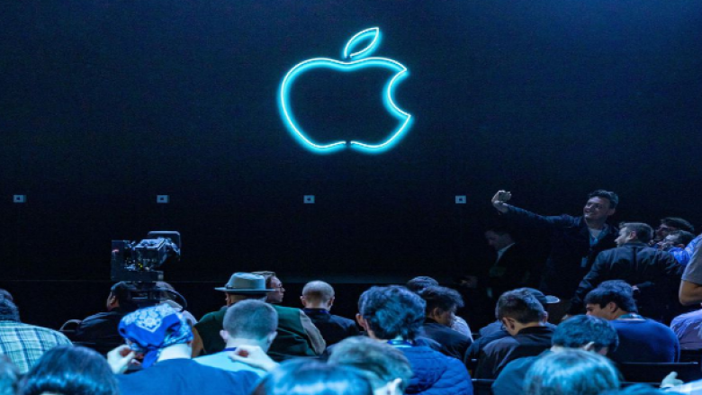 Apple lëshon përditësimin e ri të sigurisë pasi që zbuloi se pajisjet e tyre kishin dobësi ndaj hakerëve
