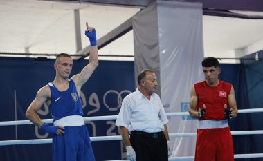 Shpetim Bajoku triumfon në raundin e parë të garave të boksit në Lojërat Mesdhetare Oran