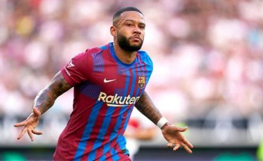 Barcelona ende nuk ka vendosur për Depay, tri skuadra të mëdha po monitorojnë situatën e tij