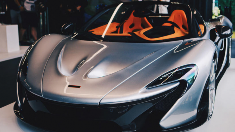 Lanzante prezanton McLaren P1 Spider-in e ri, modeli hibrid me “çati” të hapur