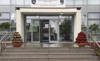 Arrestohet një zyrtar komunal në Fushë Kosovë, për mashtrim me subvencione