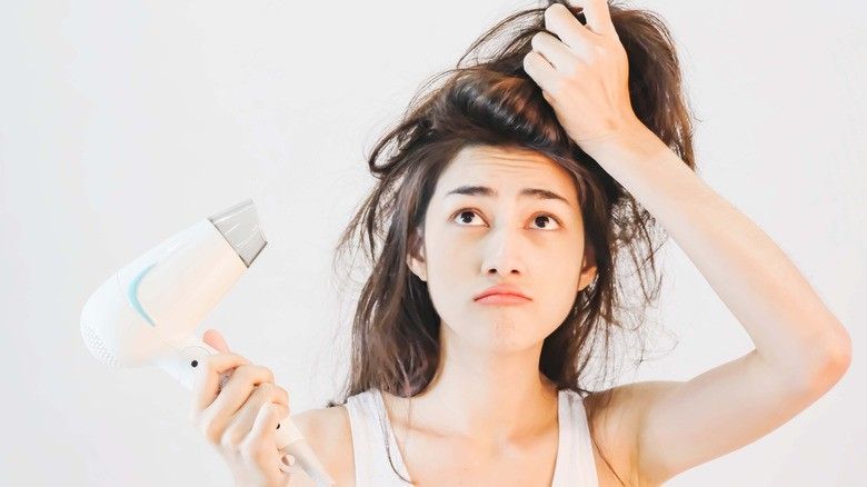 Six mistakes when drying hair Telegraph Telegraph