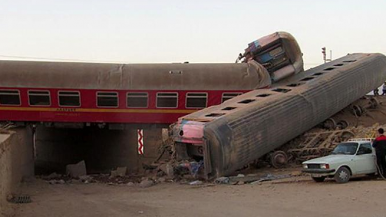 Aksidenti me tren në Iran, lë disa të vdekur dhe dhjetëra të lënduar