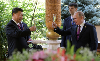 Presidenti kinez konfirmon “mbështetjen e tij për sigurinë e Rusisë”