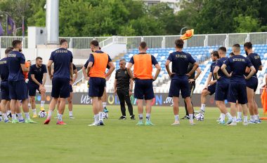 Kosova zhvillon stërvitjen e fundit para ndeshjes me Greqinë