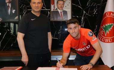 Lenjani nënshkruan për klubin e Superligës turke, Umraniyespor