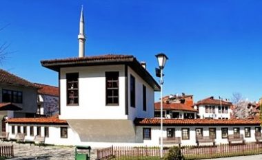 ​Ora e parë e mësimit në Kosovë dhe Shqipëri i dedikohet Lidhjes së Prizrenit