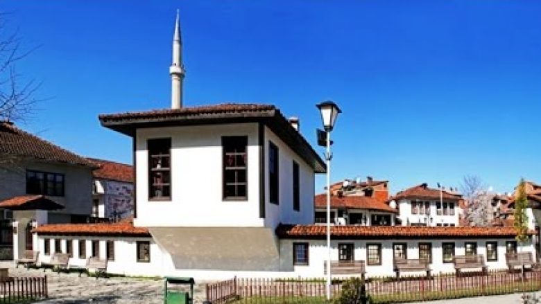 ​Ora e parë e mësimit në Kosovë dhe Shqipëri i dedikohet Lidhjes së Prizrenit