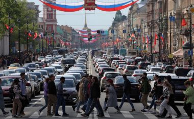 Sanksionet perëndimore i ‘fshijnë’ ekonomisë ruse 15 vjet fitime