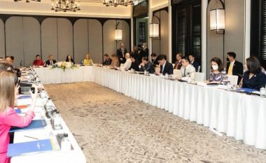 Osmani në takim me bizneset e Tajlandës: Kosova me shumë mundësi për investime dhe me fuqi të re punëtore
