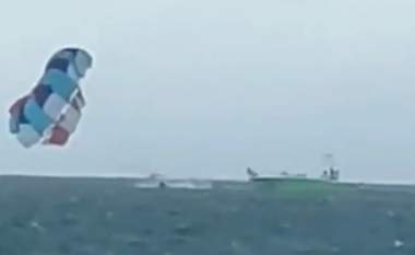 Kapiteni i anijes në Florida, këput kabllon në aksidentin me parashutë ku një grua e humbi jetën