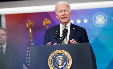 Administrata e Biden pritet të ofrojë 1 miliard dollarë shtesë si ndihmë të re ushtarake për Ukrainën