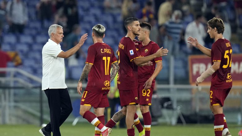 Roma gjen marrëveshjet personale me dy objektivat e tyre, tani duhet bindur Sassuolo dhe Valencia