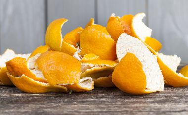 Fibrat në lëvoret e portokallit mund të ndihmojnë në uljen e rrezikut të kancerit dhe në përmirësimin e shëndetit të trurit