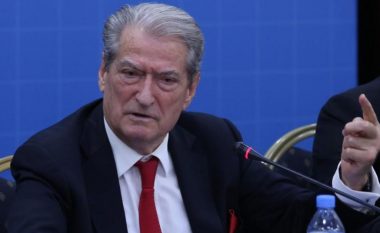 Berisha: Rama nuk e din se çfarë është karma, mbrojti Vuçiqin në Davos