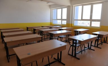 Shpallet konkursi për regjistrimin e nxënësve në klasën e dhjetë në shkollat e Prishtinës