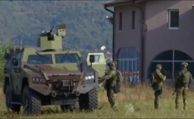 Serbia vendosi 48 baza operuese ofensive në kufiri me Kosovën, Ibishi i sheh si kërcenim real për vendin