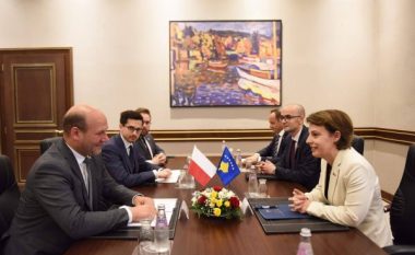 ​Gërvalla kërkon ndihmën e Polonisë për heqjen e vizave për qytetarët e Kosovës