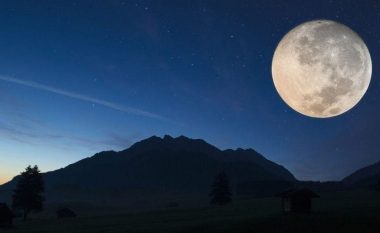 Hëna e plotë e korrikut do të ndikojë më shumë në këto shenja të zodiakut