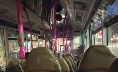 Pasagjeri përjetoi ‘makthin më të keq’ pasi e zuri gjumi dhe mbeti i mbyllur brenda një autobusi në Skoci