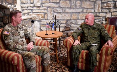Jashari takohet me Shefin e Shtabit të Ushtrisë Amerikane, e falënderon për përkrahjen