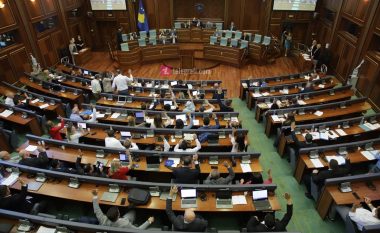 Shqyrtimi i Marrëveshjes për linjën hekurudhore Durrës-Prishtinë, hynë në rend dite në seancën e sotme të Kuvendit