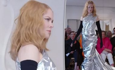 Nicole Kidman përqeshet për ecjen ‘e çuditshme’ në pistën e Balenciagas: Ajo lëviz si një statujë që sapo erdhi në jetë