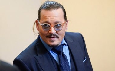 Johnny Depp arrin marrëveshje me anëtarin e ekipit të “City of Lies” i cili e akuzoi aktorin se e kishte goditur gjatë xhirimeve të filmit