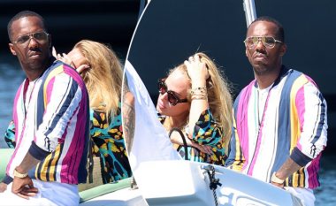 Adele duket në humor të mirë, teksa fotografohet me të dashurin gjatë pushimeve luksoze në Sardenjë